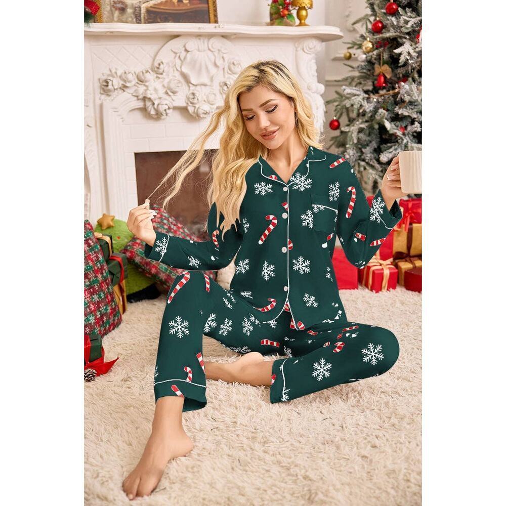 Women's Green Christmas Holiday Collared Long Sleeve Pajama Set